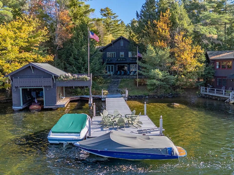 AdirondackHomeOnLP_Fall_A_LS_Exterior_Lo