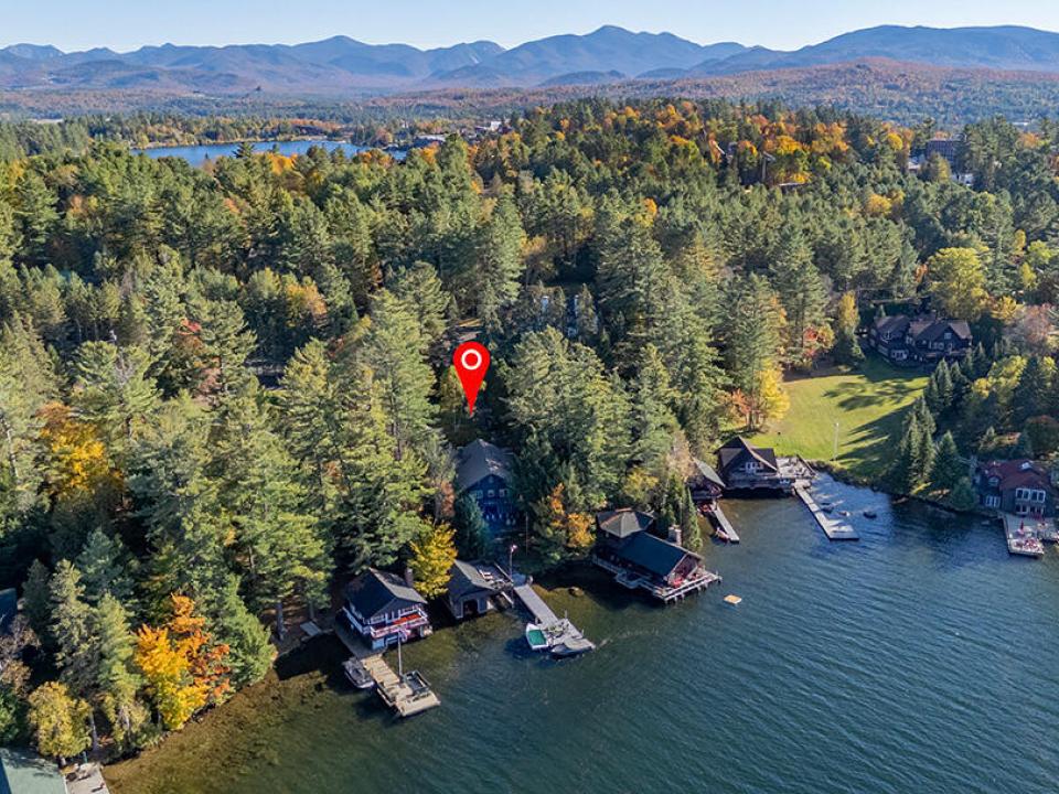 AdirondackHomeOnLP_Fall_A_LS_Exterior_To