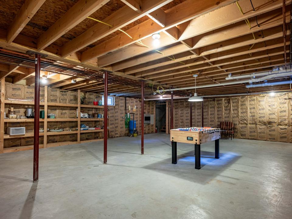 Full Basement with Radiant Floors