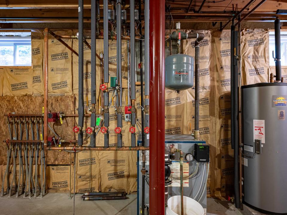 Full Basement with Radiant Floors