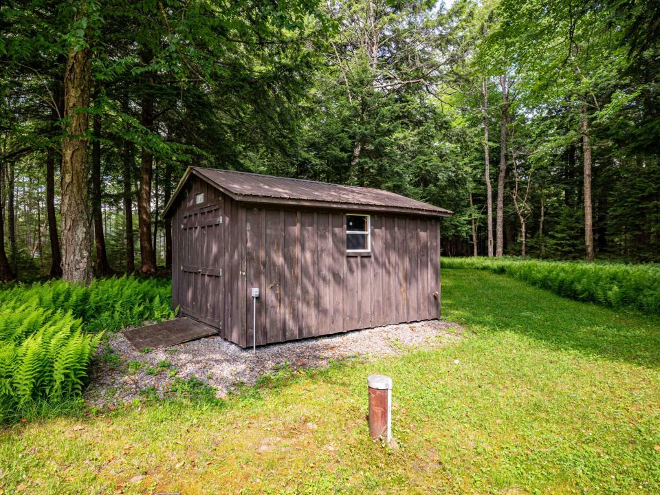 Shed