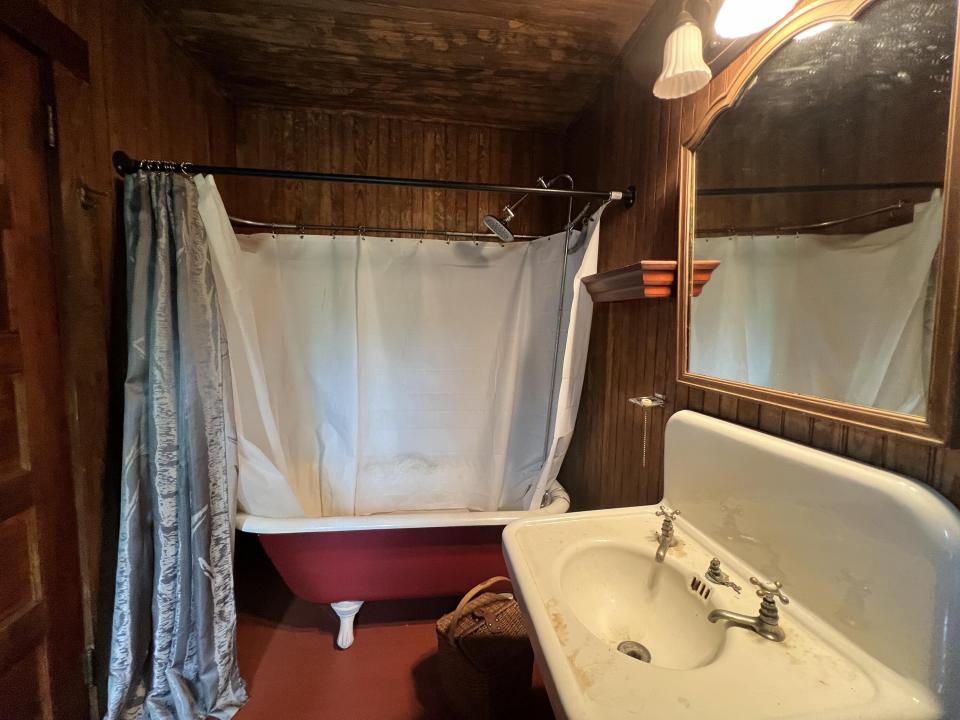 Bathroom 1