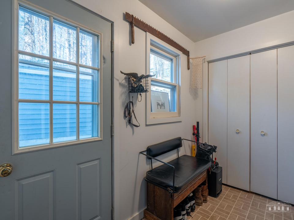 1287 Pine St SL-20
