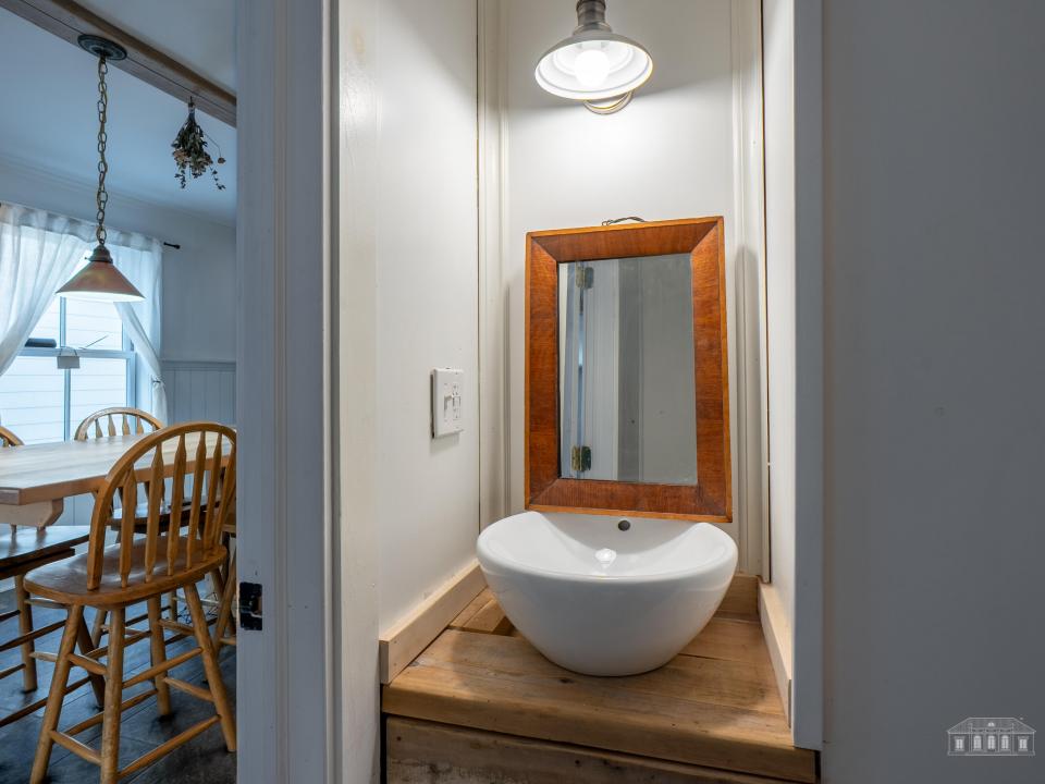 1287 Pine St SL-19