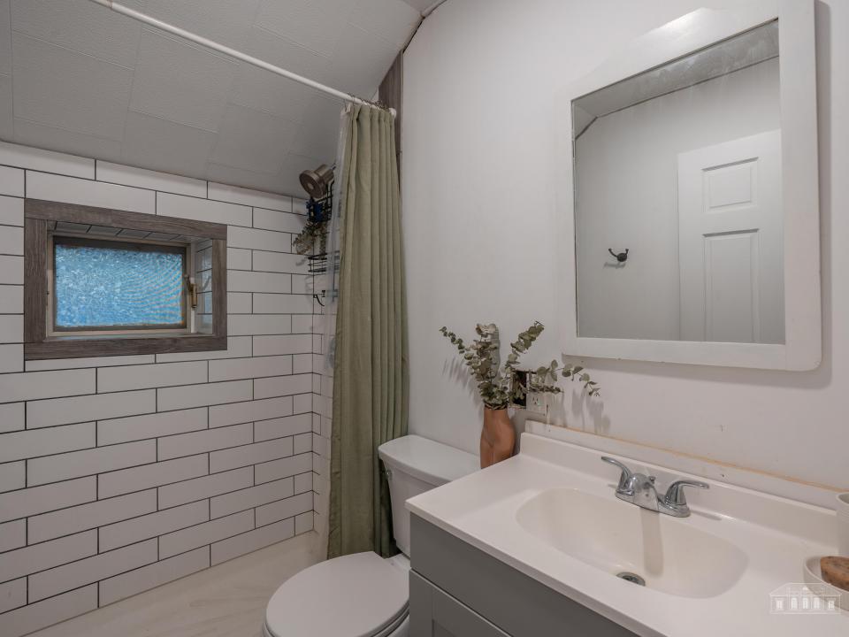 1287 Pine St SL-31