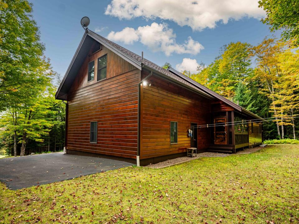 17 Uncas Rd