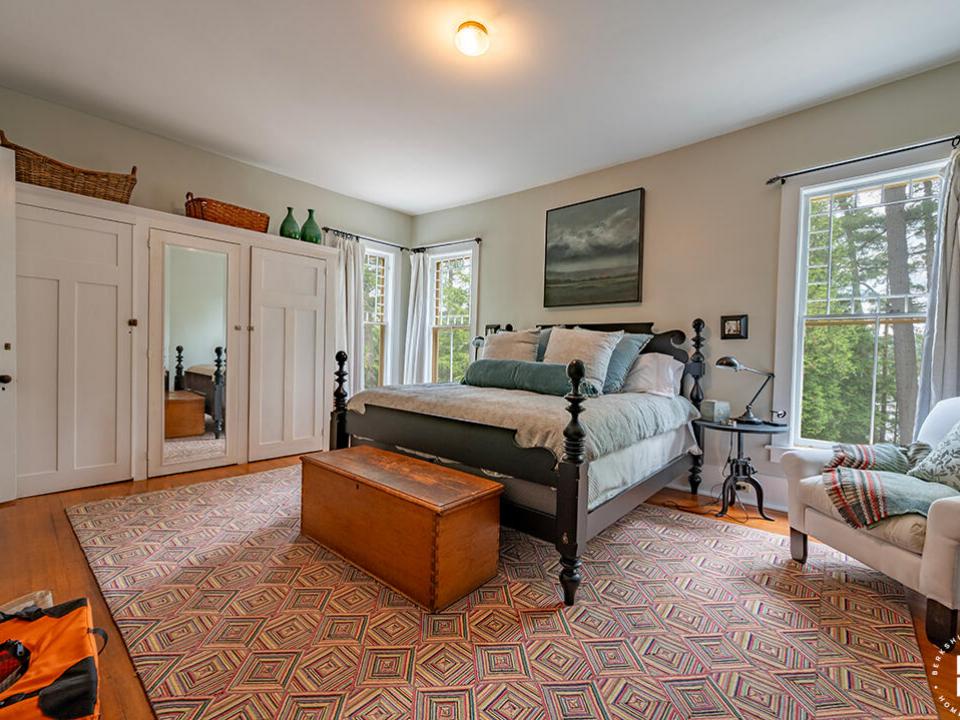 HistoricHomeOnLowerSaranacLake_MH_Bedroo