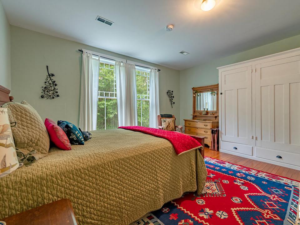 HistoricHomeOnLowerSaranacLake_MH_Bedroo