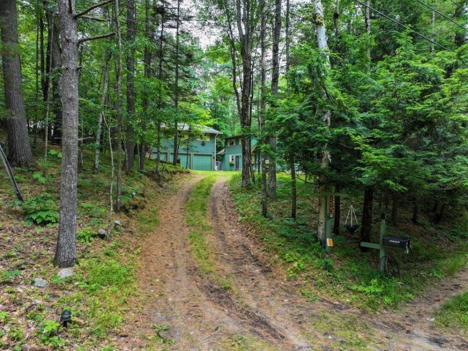 259 river Rd Driveway