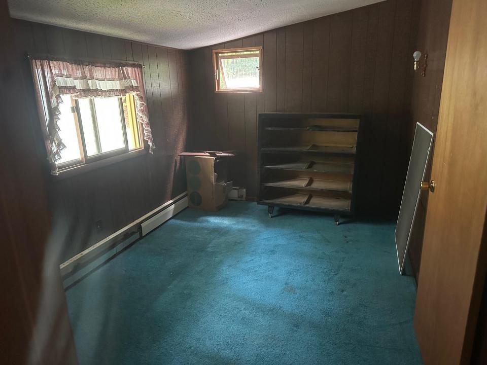 259 River Rd bed 1