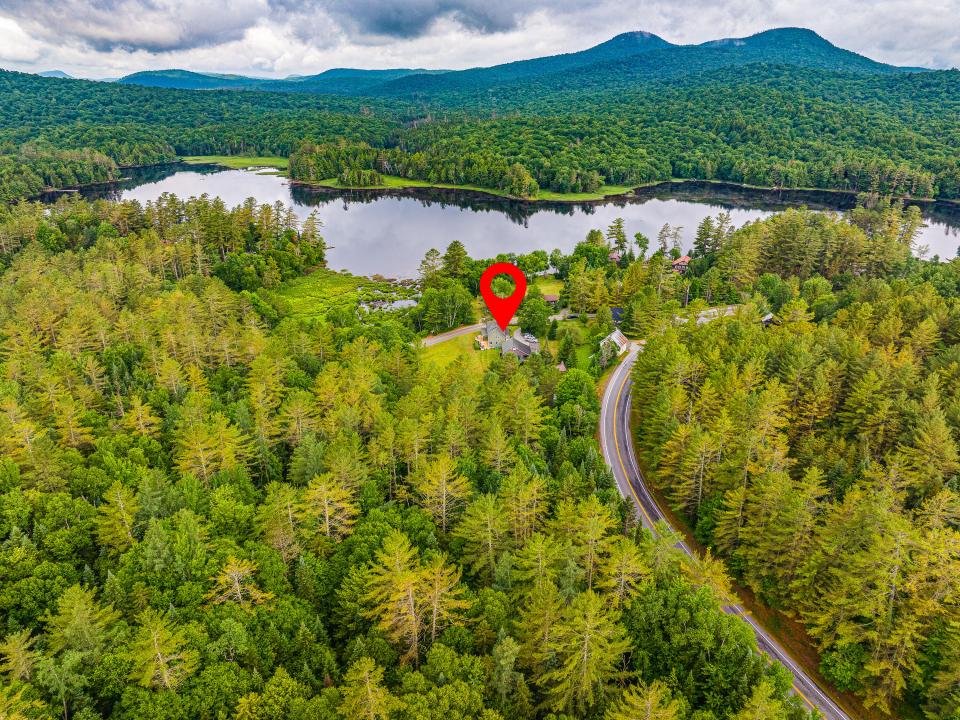 11 N Point Rd-10