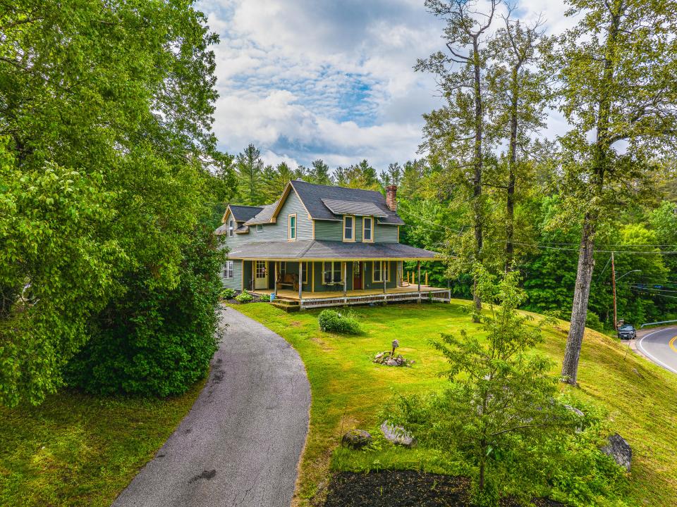 11 N Point Rd-26