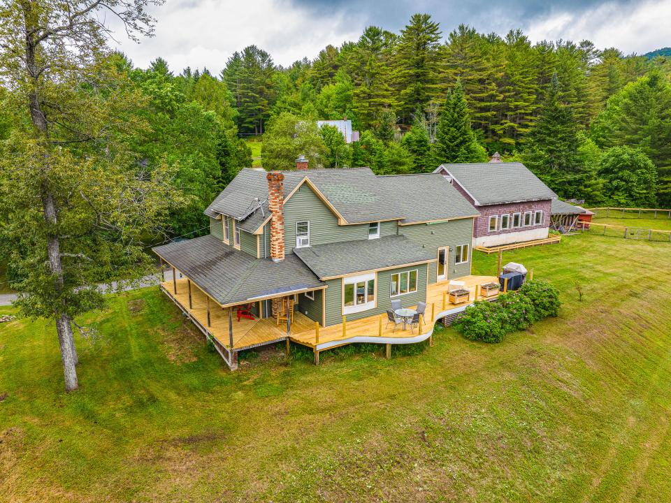 11 N Point Rd-41
