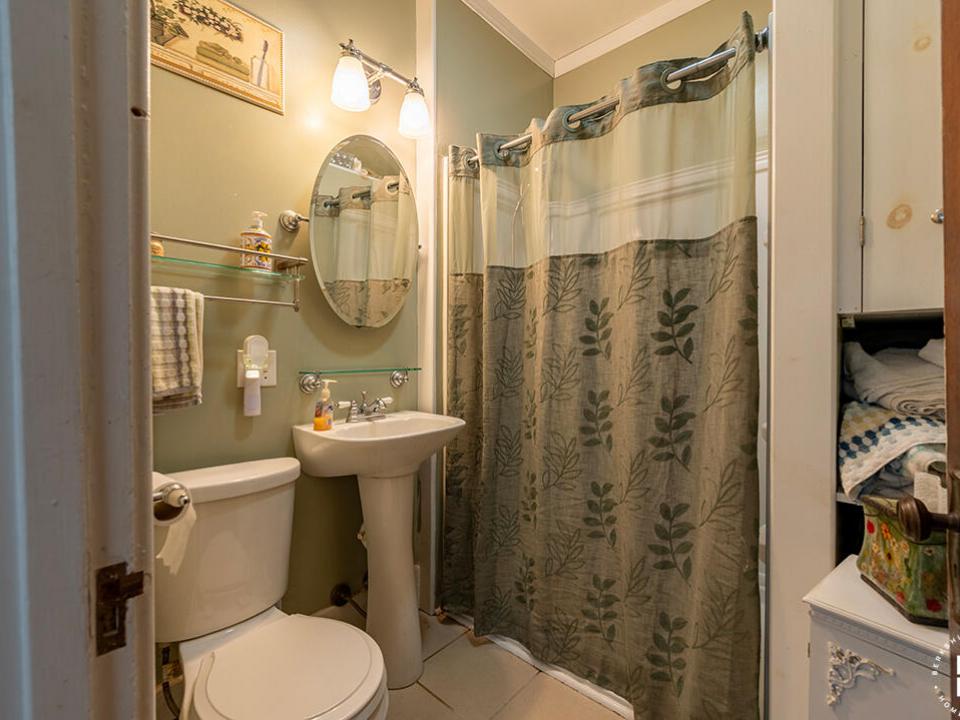 SaranacLakeHomeOnSlater_Bathroom1