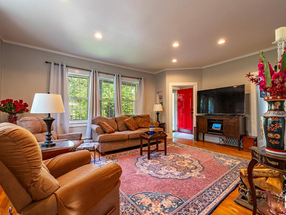 SaranacLakeHomeOnSlater_LivingRoom_TV
