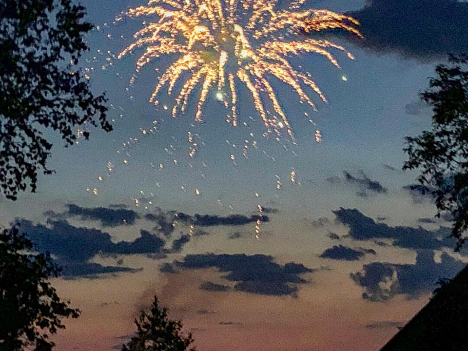 SaranacLakeHomeOnSlater_O_Firework