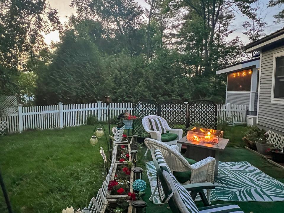 SaranacLakeHomeOnSlater_O_Patio_Flowers