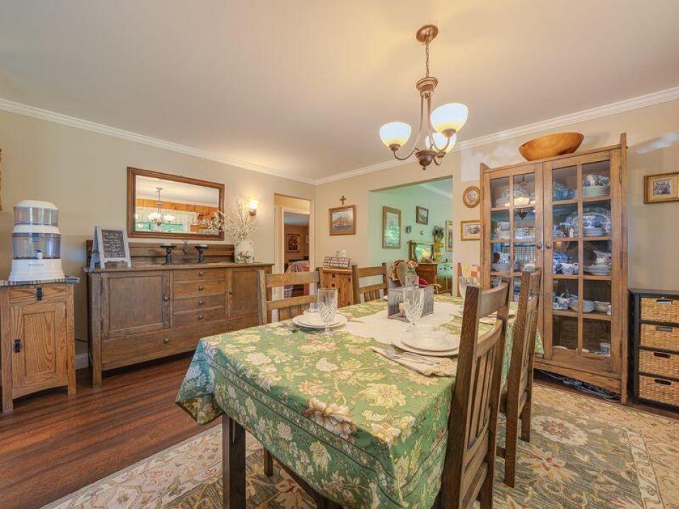 Moeller - 189 RRD - dining IV