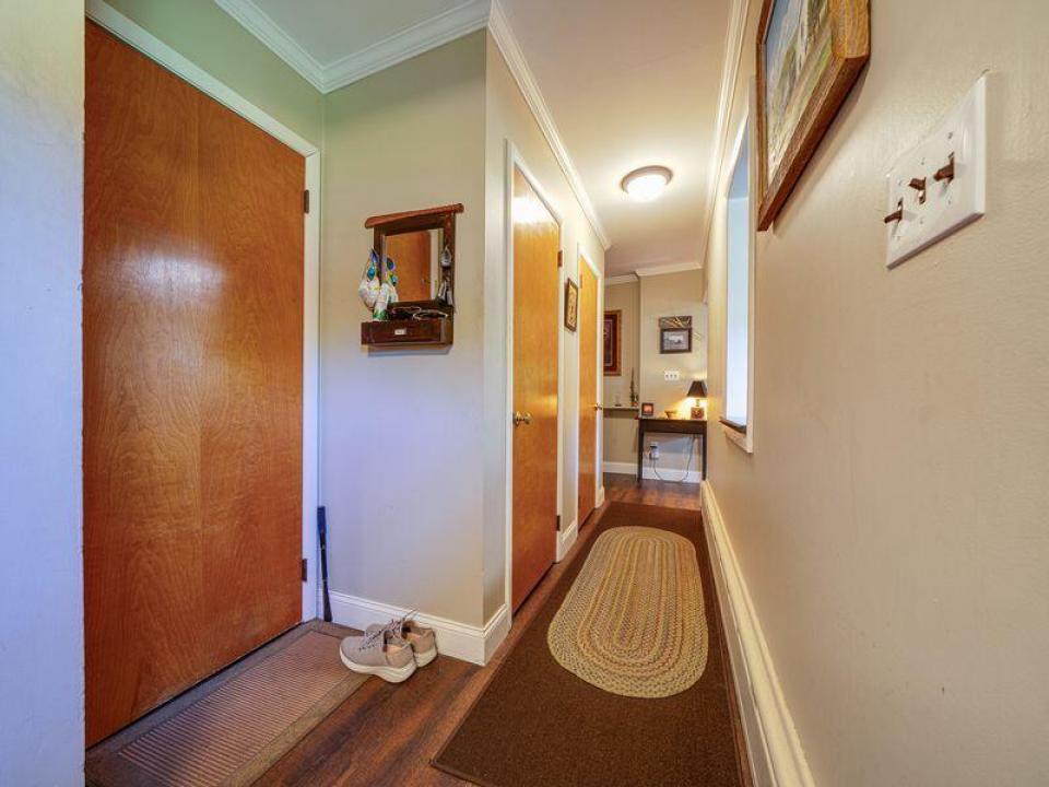 Moeller - 189 RRD - entry hall