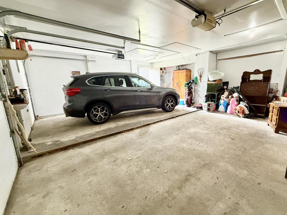 Interior Garage