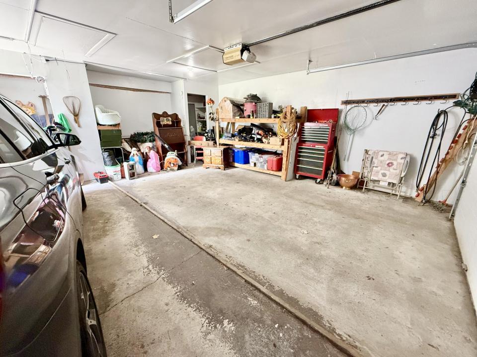 Interior Garage