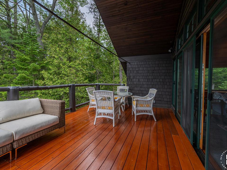 LittleLoj_BH_UD_Table