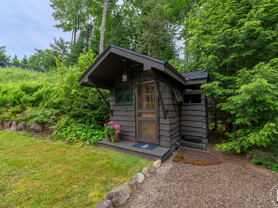 LittleLoj_WH_Exterior