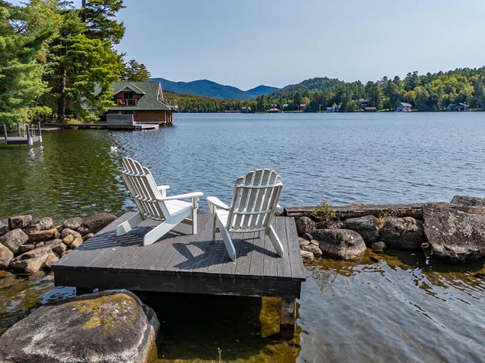 LittleLojOnLakePlacid_A_ViewingDock_H