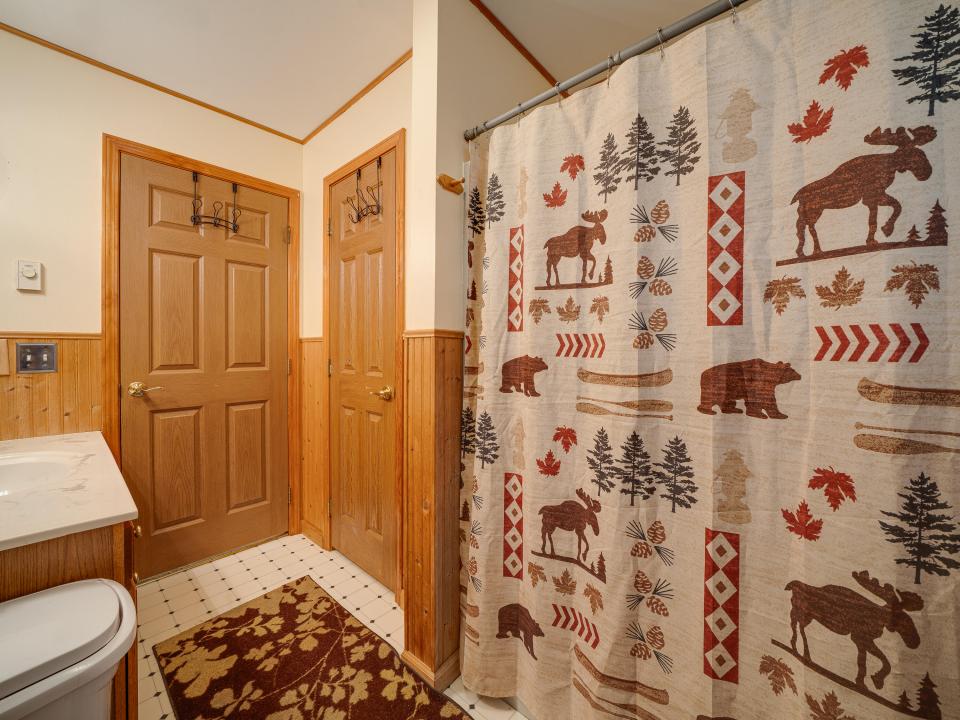 77 Haymeadow Rd-67