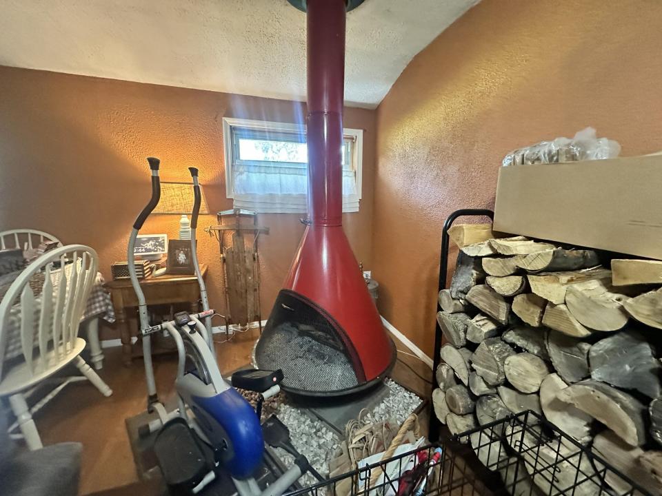 Apartment A Fireplace