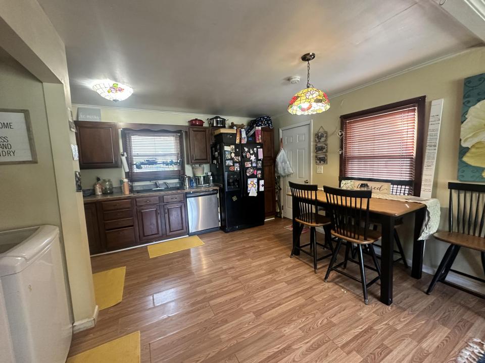 Apartment B Kitchen