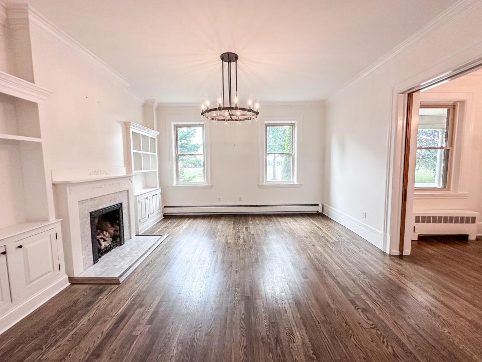Living Room 3