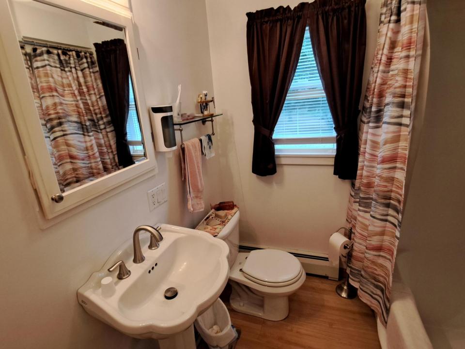 Bathroom 3