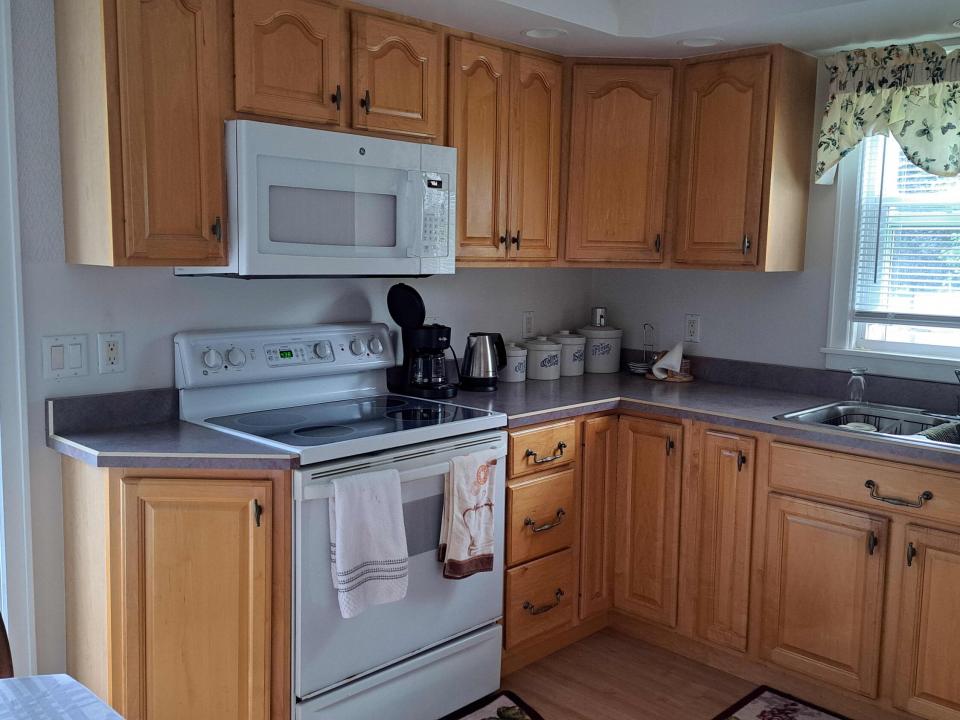 Kitchen 1