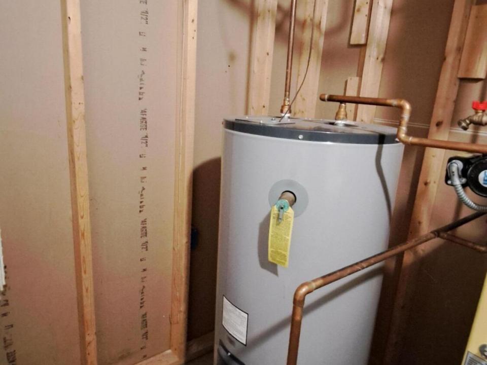 Hot Water Tank