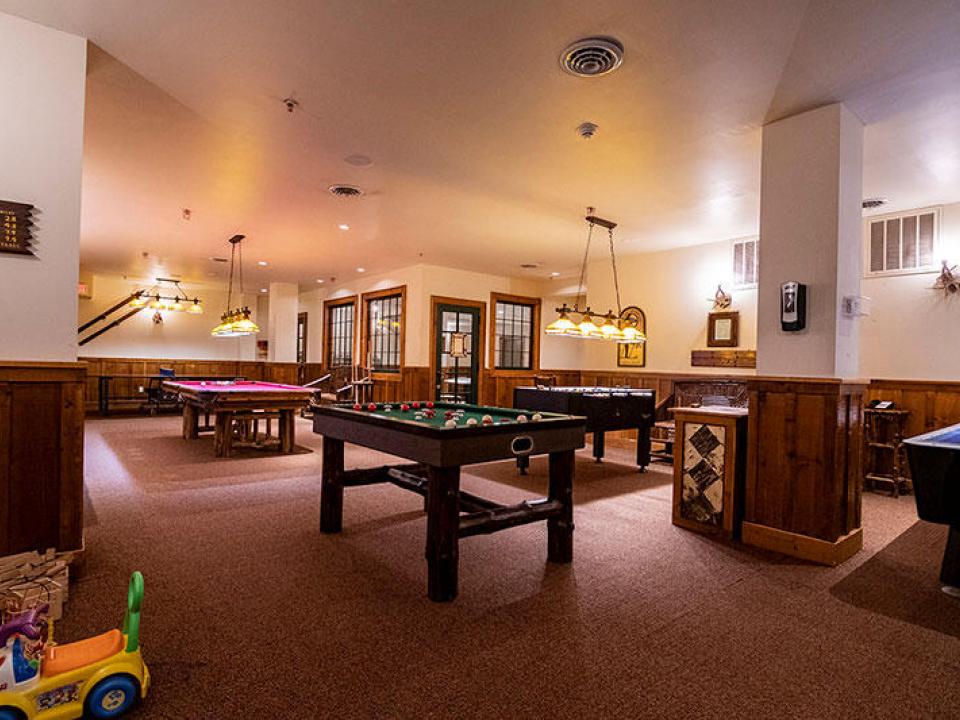 WF_Lodge_GameRoom