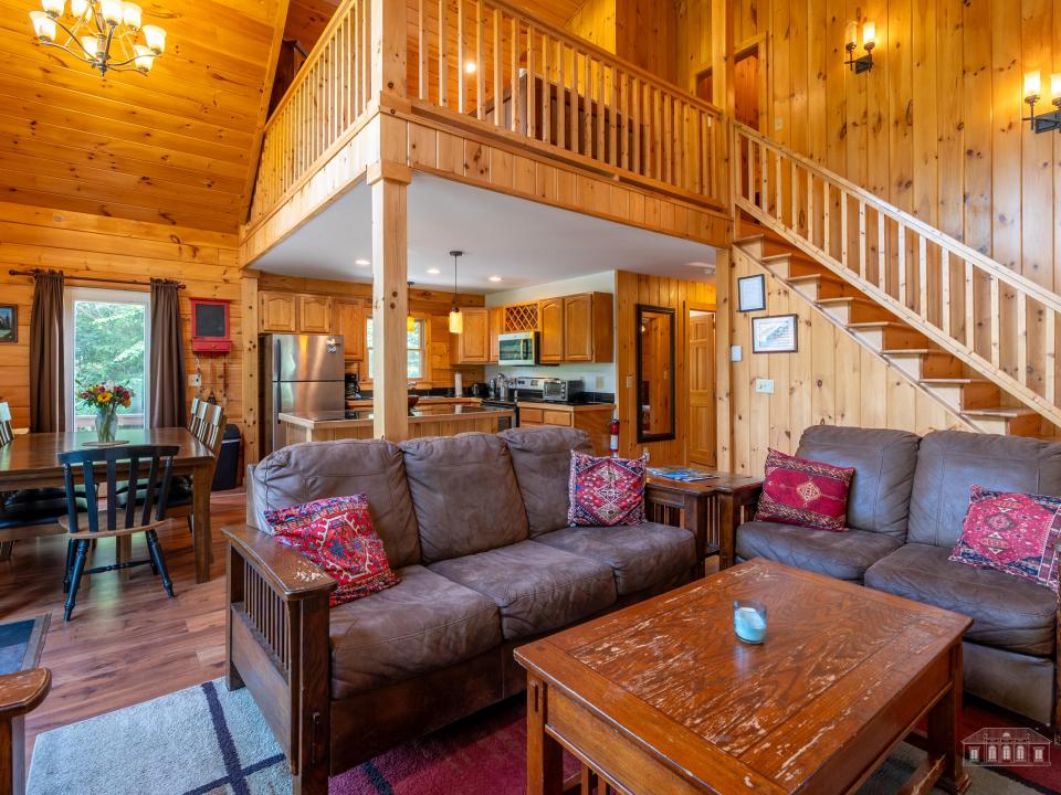 5885-5893 Cascade Rd LP-20