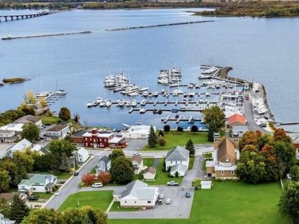 rouses point lake