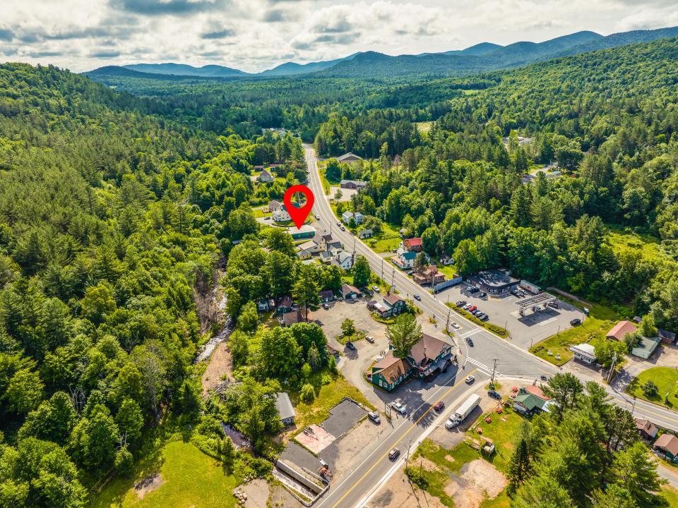 8572 Newcomb Rd-12