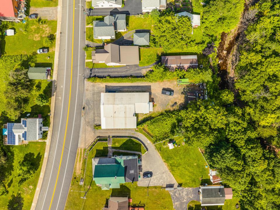 8572 Newcomb Rd-17