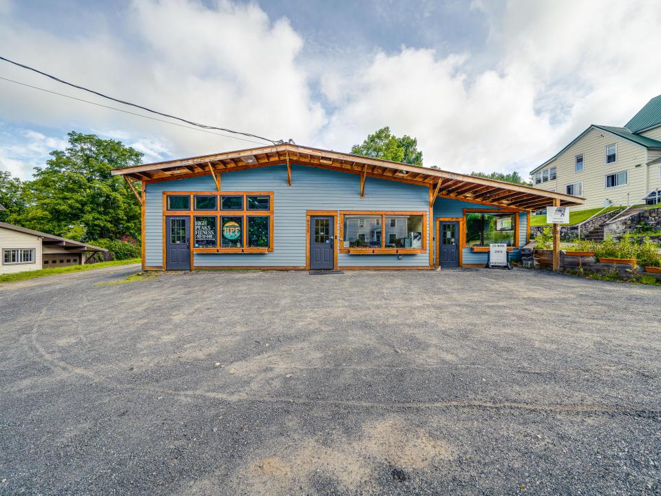 8572 Newcomb Rd-24