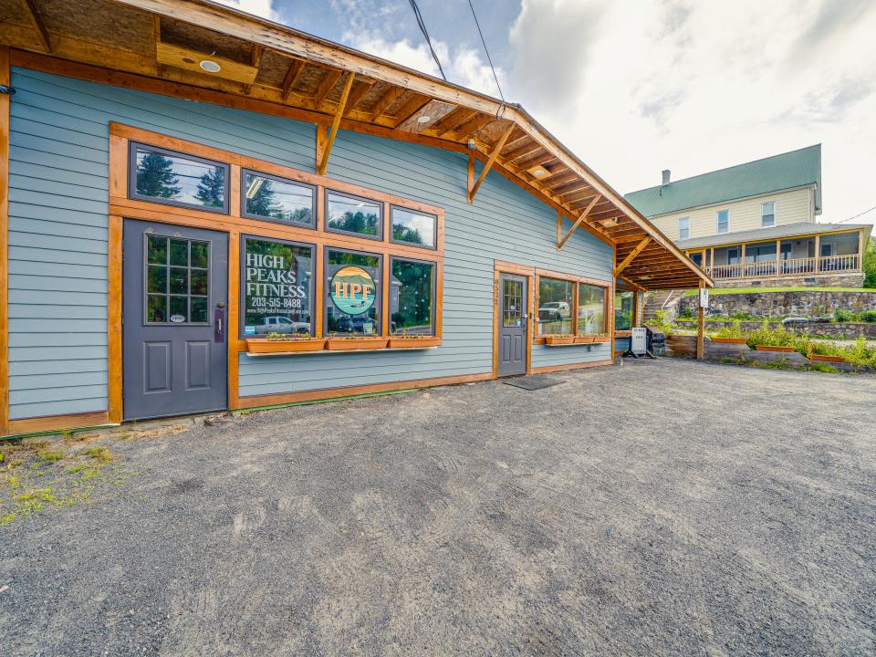 8572 Newcomb Rd-26