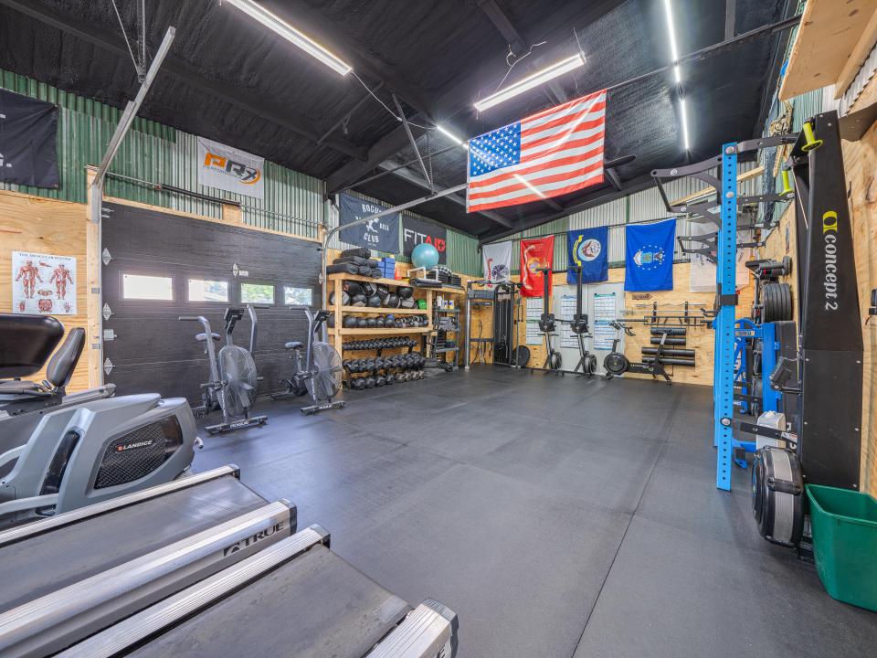 8572 Newcomb Rd-34