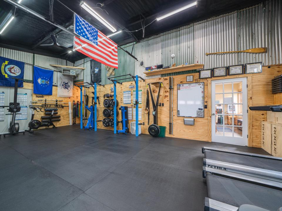 8572 Newcomb Rd-36