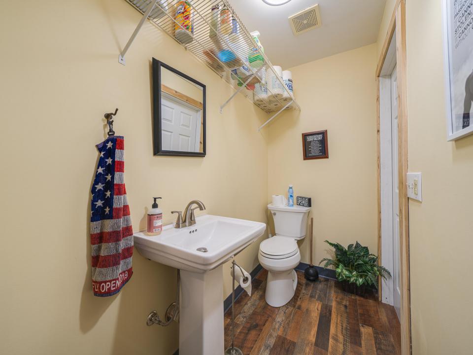 8572 Newcomb Rd-42
