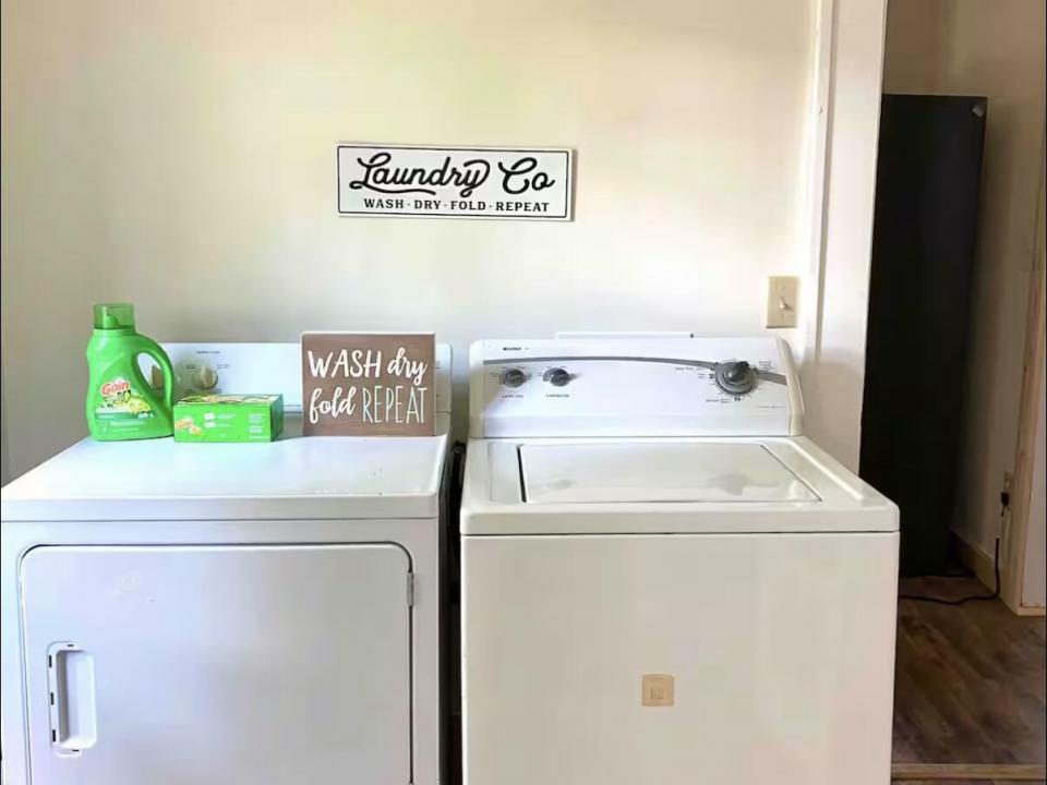 39 Shepard Apartment 1 Laundry