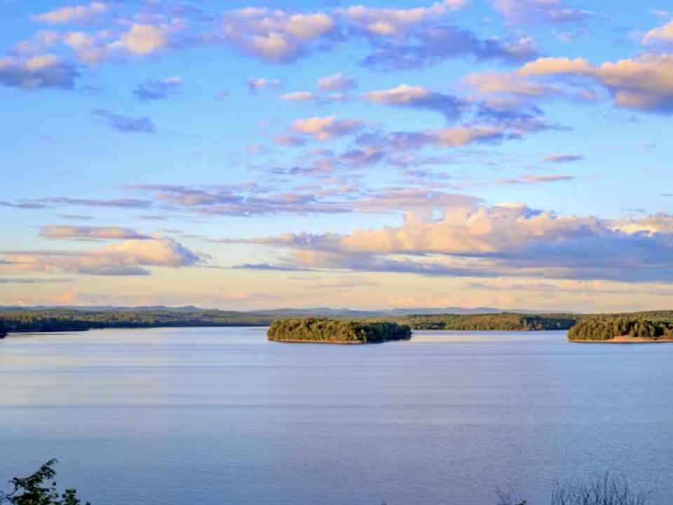 mountain manor cover