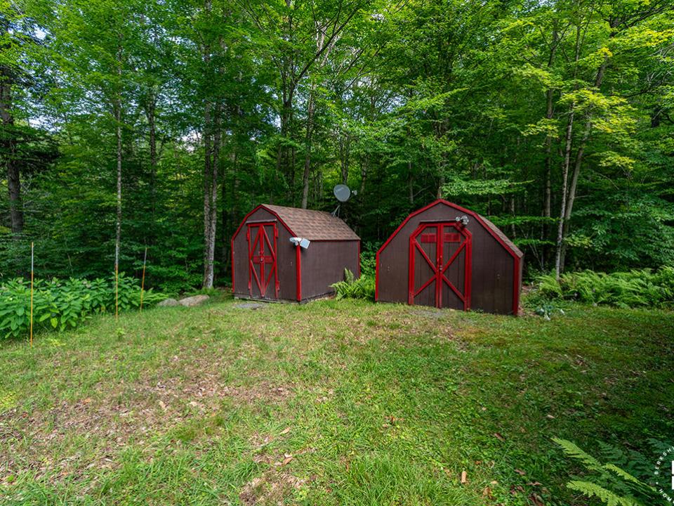 SaranacLakeCottageOnBartlettCarry_Outbui