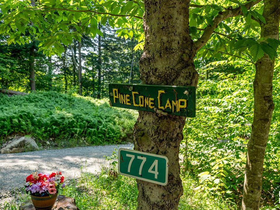 SaranacLakeCottageOnBartlettCarry_Sign