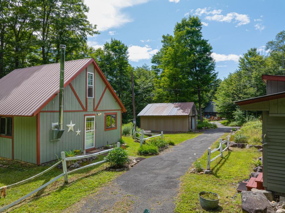 244F8D62-9700-4CD0-85FE-42233D0DBDB9_1_1